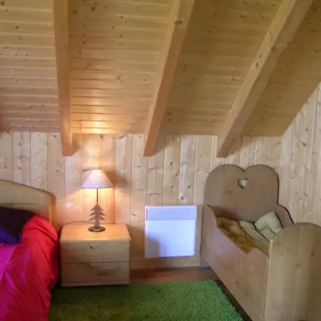 Independant Avec Jardin Et Acces Piscine Pres De St Pourcain - Fr-1-489-151 Vakantiehuis